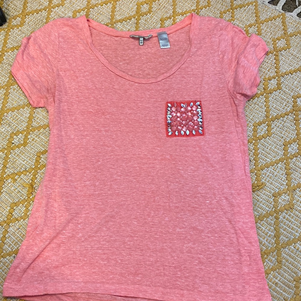 BKE pink T-Shirt. Medium, fits more large than medium. Great condition